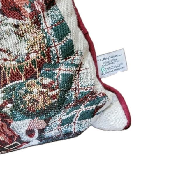 Vintage Christmas Tapestry Pillow Mary Hulgan for‎ Riverdale Holiday Decor Santa - Picture 5 of 7